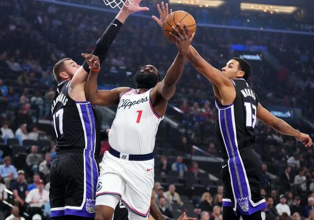 快船队阵容强大震慑对手，力争卫冕