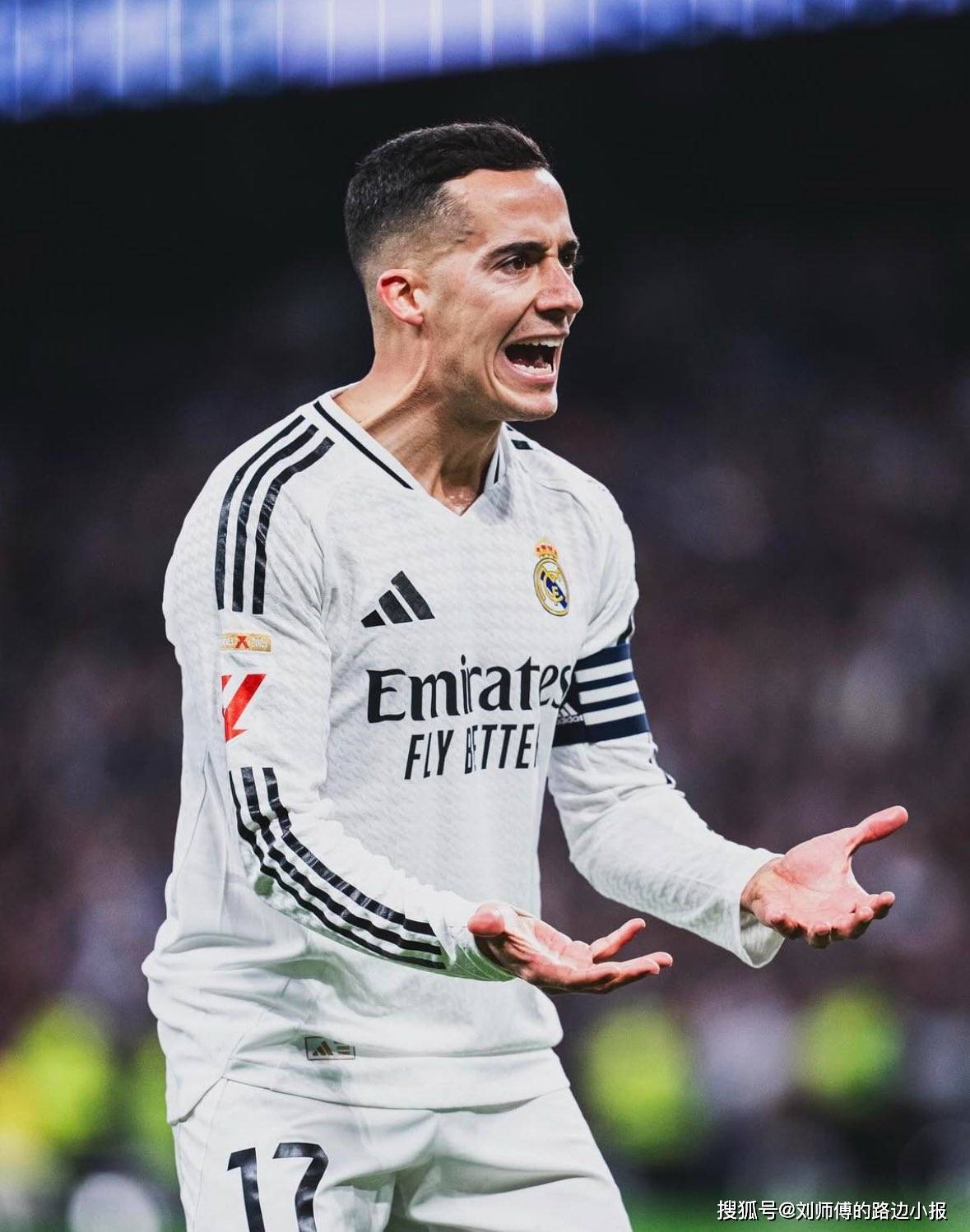 包含巴萨中场巴斯克斯受伤，或将缺席下一场比赛的词条