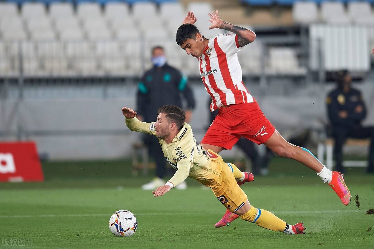 阿尔梅里亚逆转击败对手，实现三连胜的简单介绍