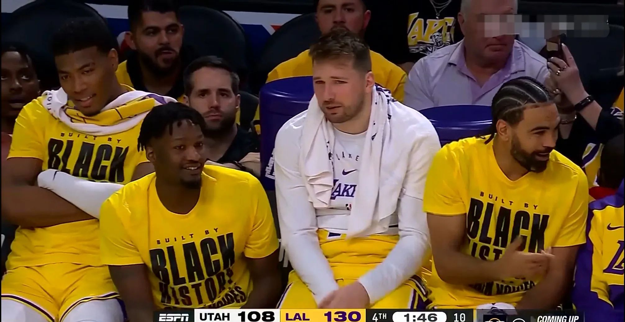 湖人全队发力，击败爵士晋级季后赛