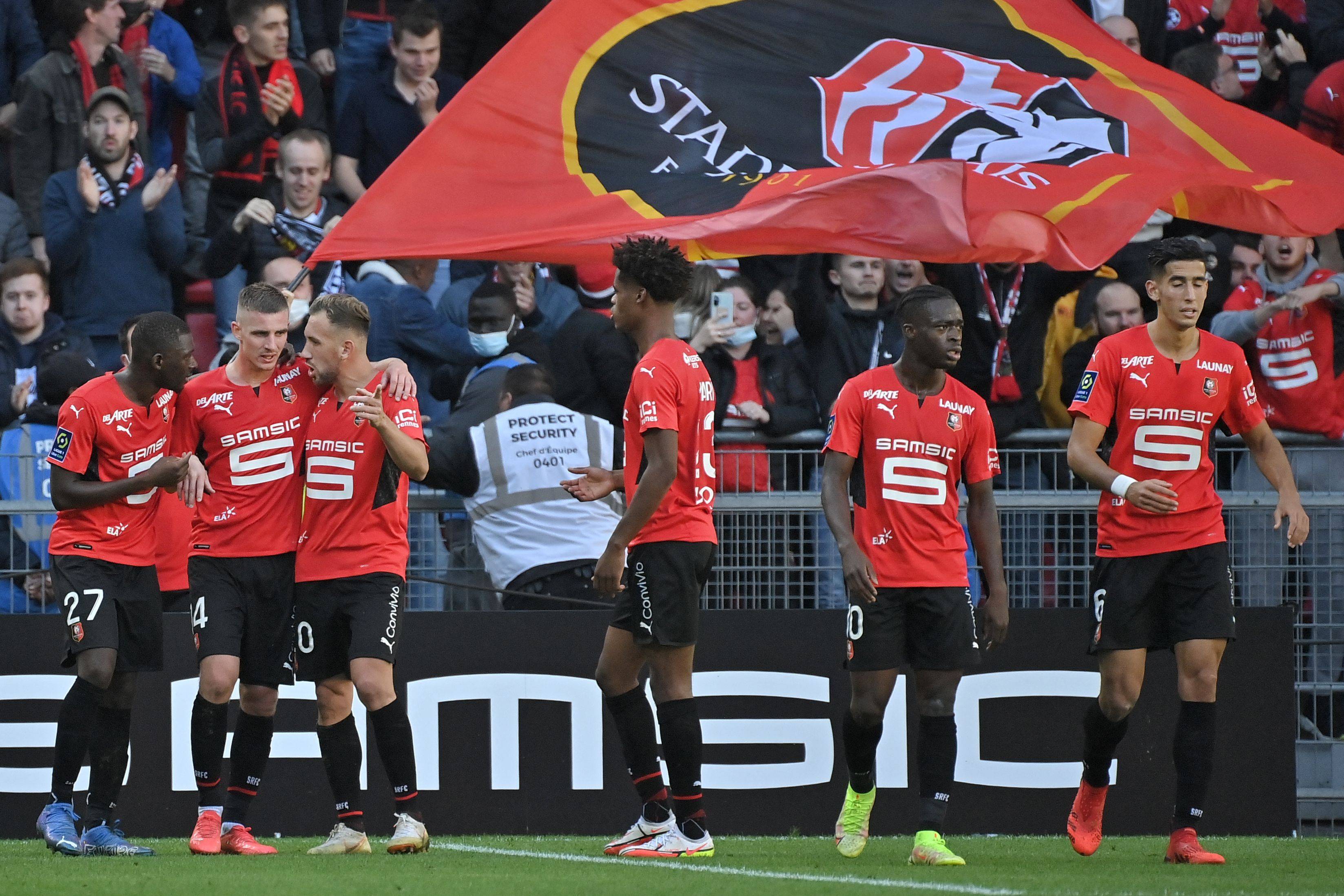 包含雷恩主场失利，小组出线形势堪忧的词条