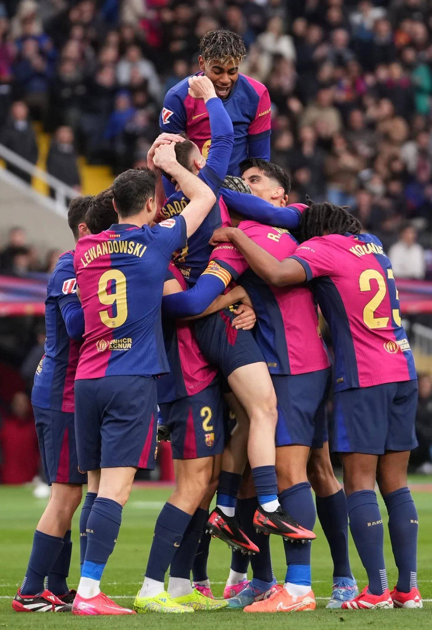 曼联遗憾落败,场面陷入困难 曼联遗憾落败,场面陷入困难