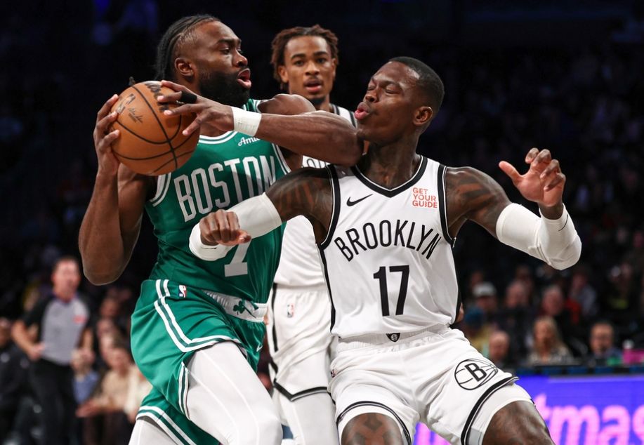 老鹰大胜篮网，保持不败战绩