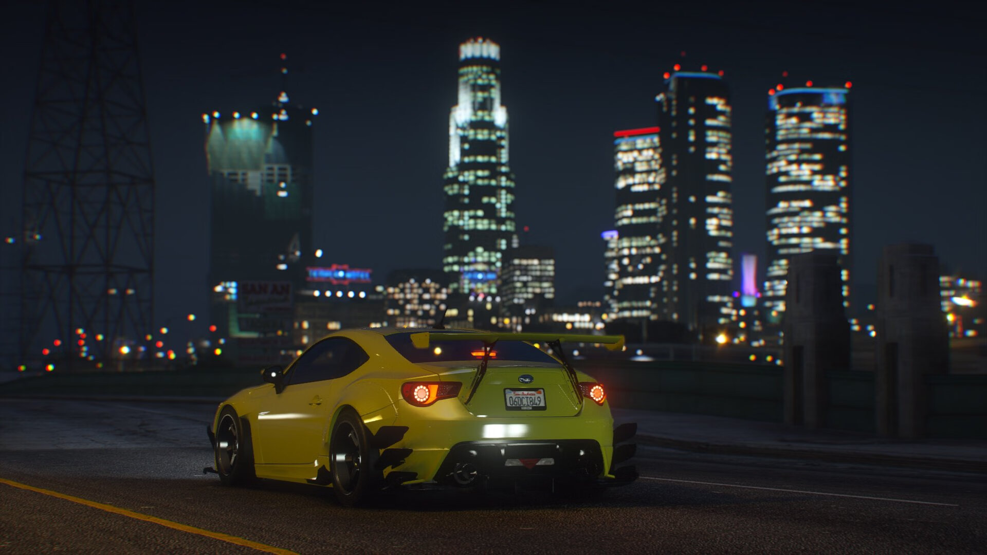 双线战场，足球的生死救赎与赛道的冷酷接管