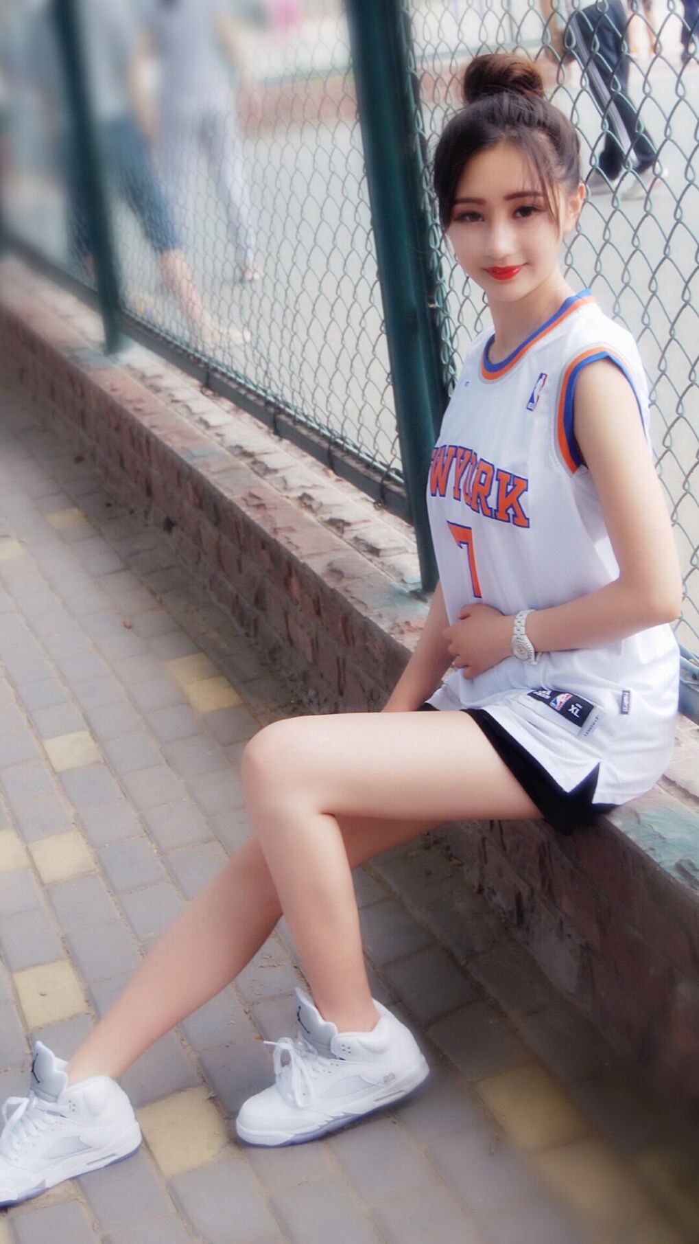 血拼战场与记忆回响,当快船死磕鹈鹕,克莱的幽灵在总决赛游荡