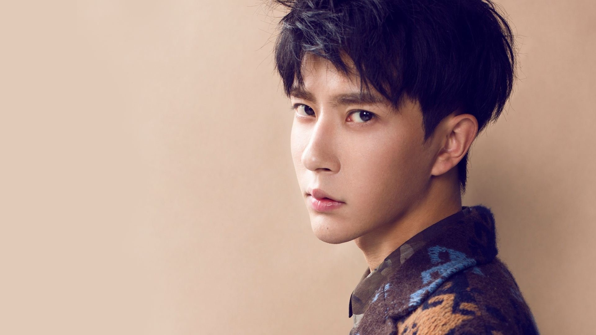 铁卫擎天!皮克完美发挥主导中英对决