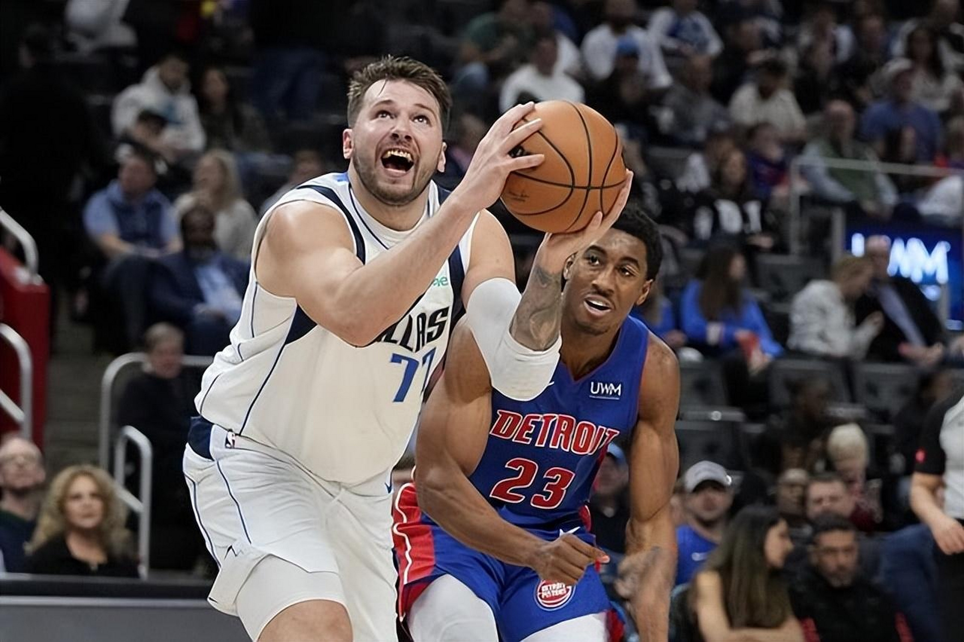 开云体育在线-独行侠淘汰赛过关活塞，约基奇在东决关键战接管比赛